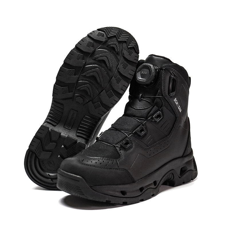 Kvėpuojantys policijos batai su sumuštiniu